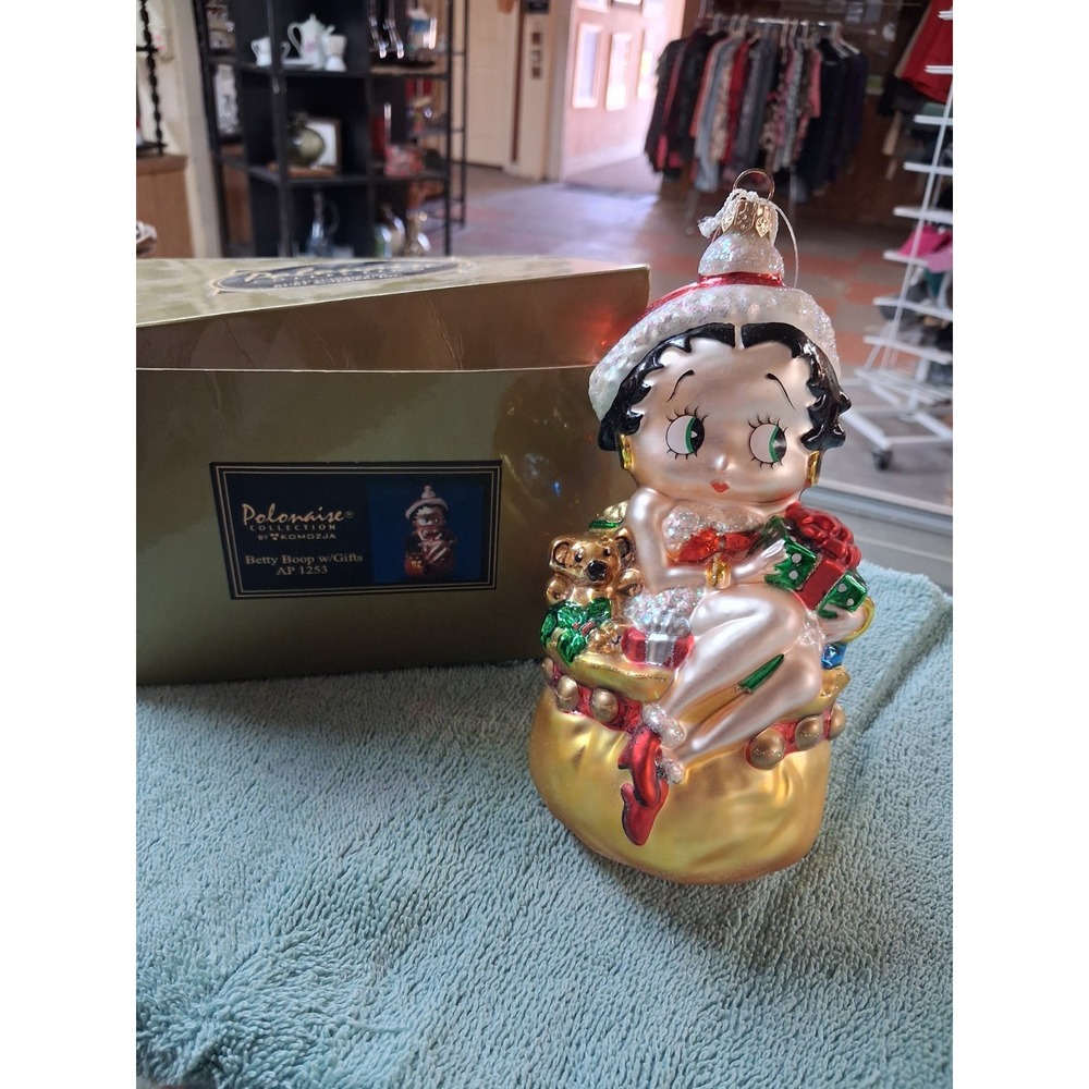 NIB Polonaise Betty Boop With Gifts Blown Glass Christmas Ornament AP1253